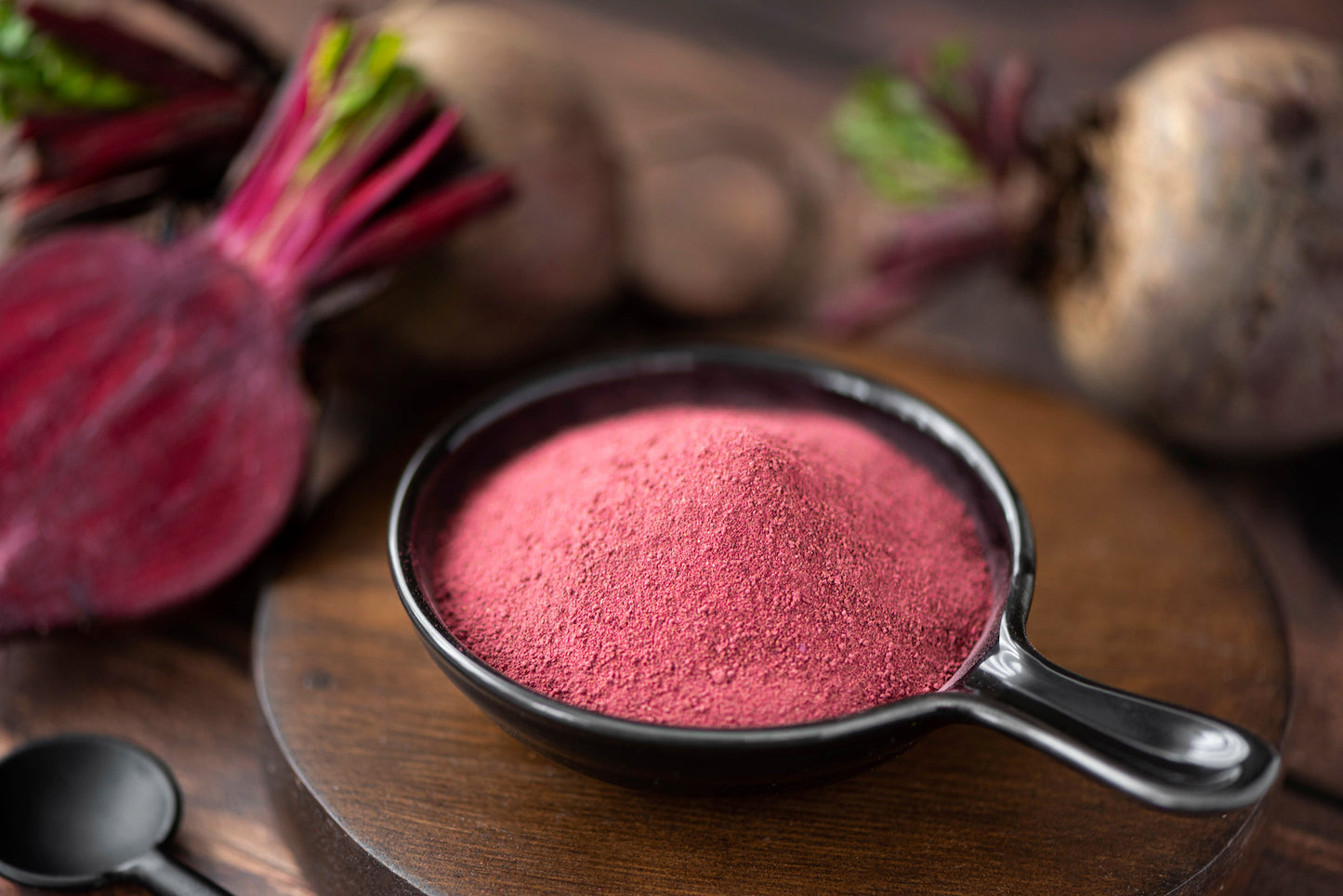 Pure beetroot superfood powder available online in Canada